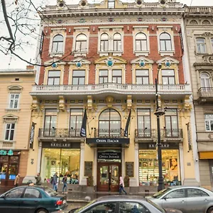 Aparthotel Opera Passage &, Lviv